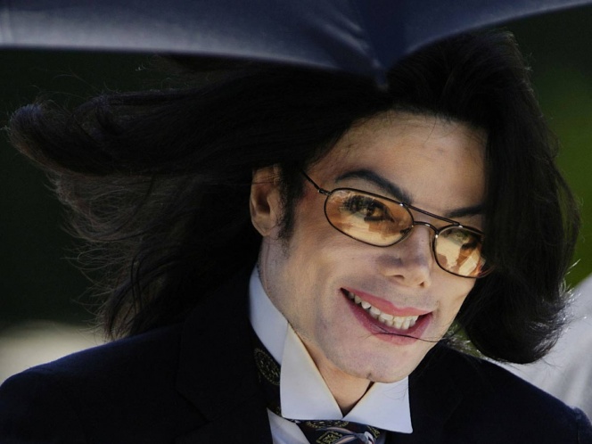 Fans de Michael Jackson demandan a presuntas víctimas de abuso