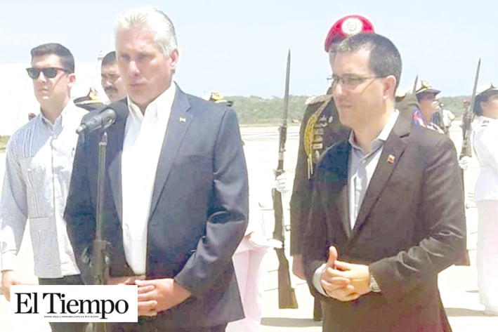 Presidente de Cuba visita Venezuela, en apoyo a Nicolás Maduro
