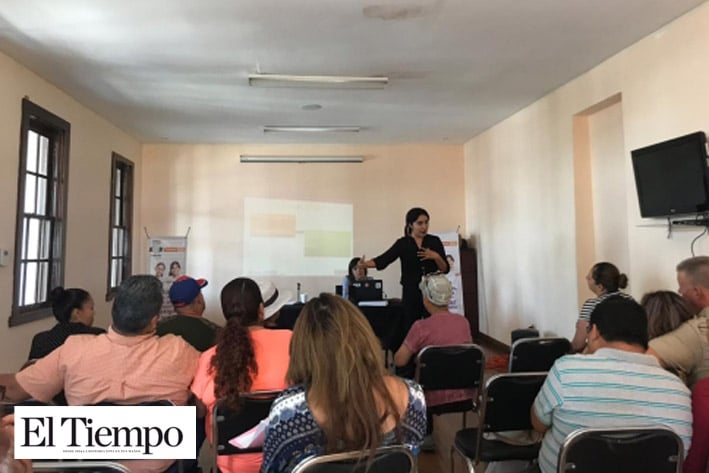 PRONNIF de Coahuila imparte “Escuela para Padres Adoptivos”