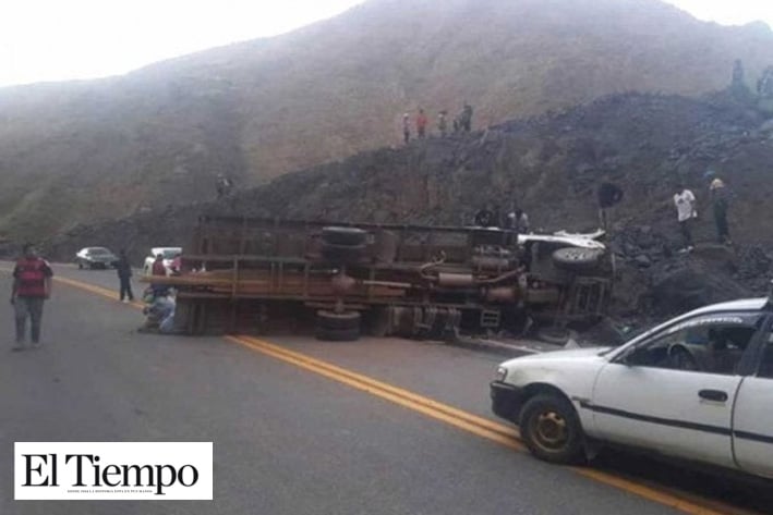 Accidente de tránsito deja 18 muertos en Bolivia