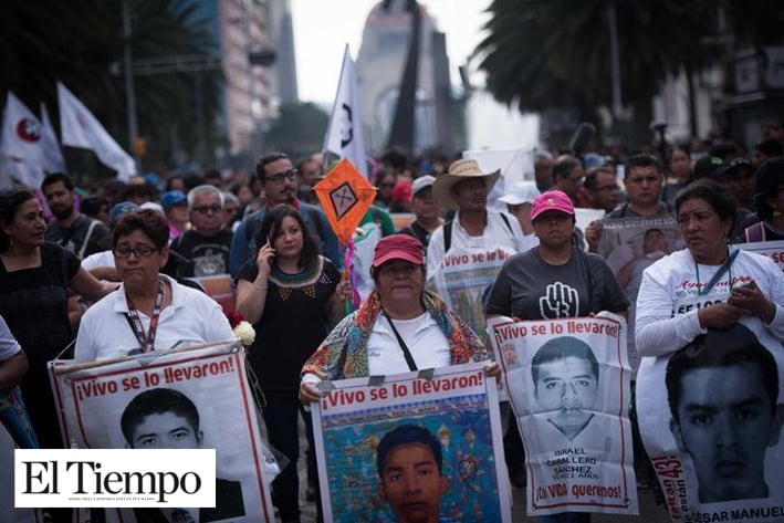 'Seguiremos exigiendo justicia', dicen padres de los 43 normalistas de Ayotzinapa