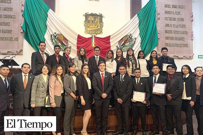 Sesiona el Parlamento Juvenil Coahuila 2019