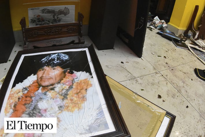 Opositores saquean y vandalizan la casa de Evo Morales y sus exministros en Bolivia
