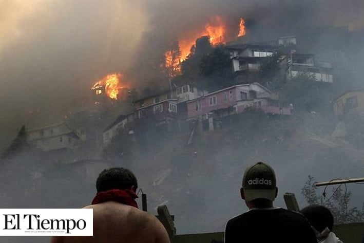 Son afectadas 245 casas por incendios en Valparaíso, Chile