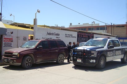 Intentan clausura  de peleas de gallos