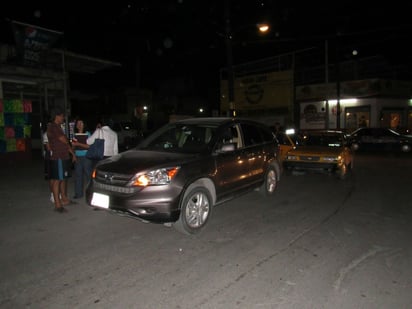 Taxista causa accidente vial