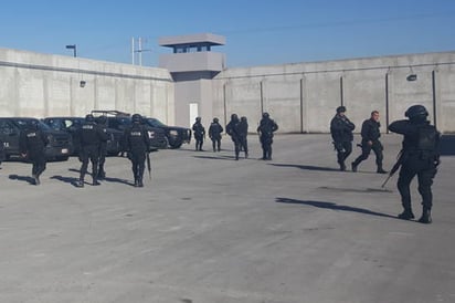 Maltratos y abusos viven los Policías