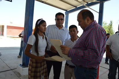 De padrino al Gobernador Rubén Moreira