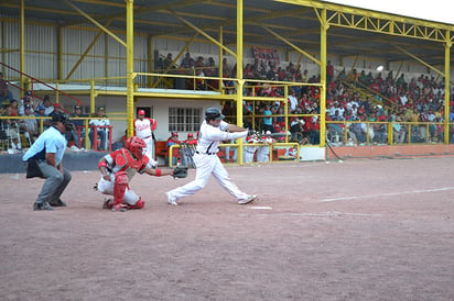 Barren con los Rieleros