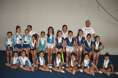 Ganan medallas gimnastas de Monclova