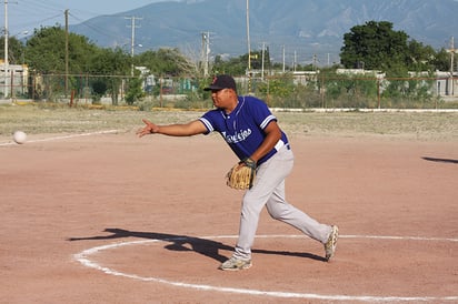 Quimi-Lab gana con paliza