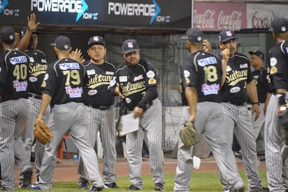 Sultanes sacan la honra