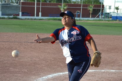 Twins ganan en tercera fuerza