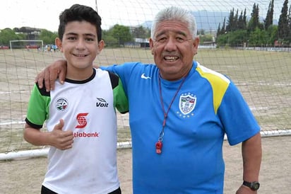 Trabaja escuela del Club Pachuca