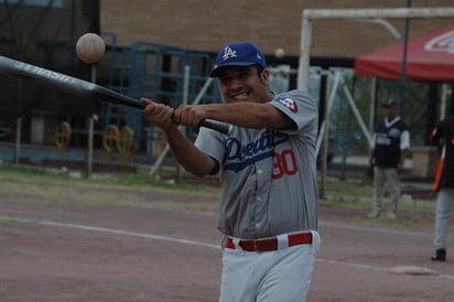 Iron Pigs liga triunfo