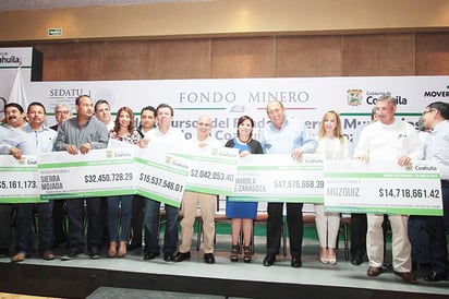 Entrega 127 mdp  el Fondo Minero