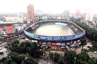 Mueren 50 por inundaciones