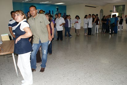 Eligen empleados del IMSS a representantes sindicales