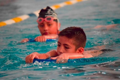 Arranca serial de natación