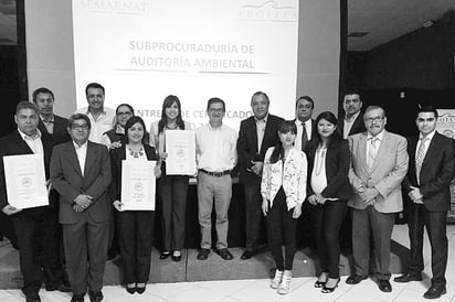 Recibe AHMSA  certificados de  Industria Limpia