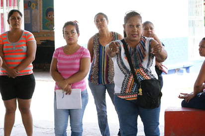 Sigue negativa a que se  derribe  techo estructural