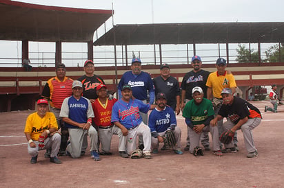 Inauguran béisbol Supermaster