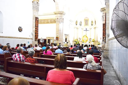 Exhortan a luchar por la  paz que promovía Jesús