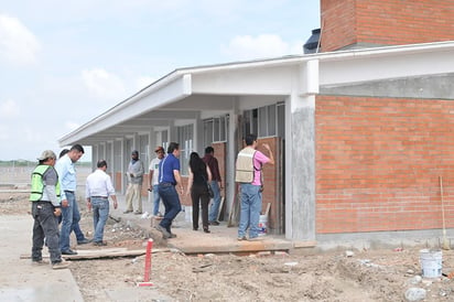 Retrasan lluvias  obra en escuela