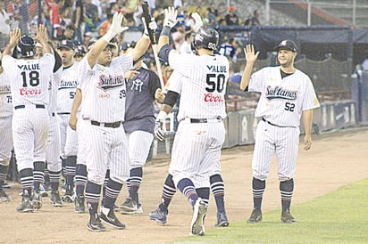 Sultanes dan primer golpe