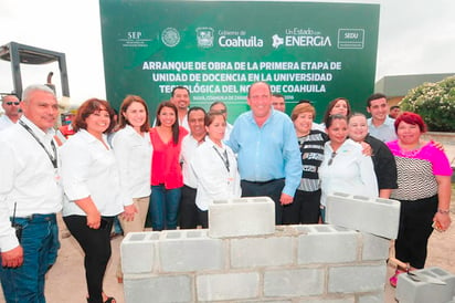 Arranca Gobernador  obra en la UTNC