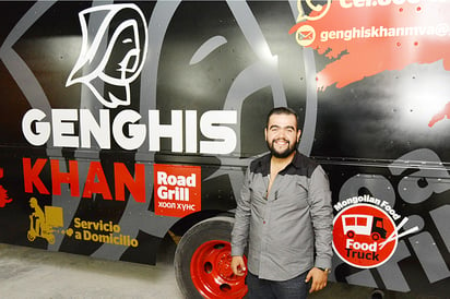 Gran Inauguración Genghis Khan Road Grill