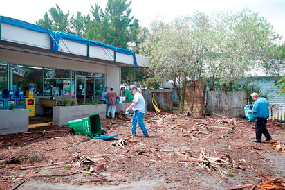 Deja un muerto ‘Hermine’