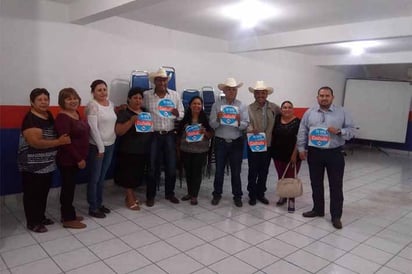 Realizan panistas desangelada  campaña de posicionamiento