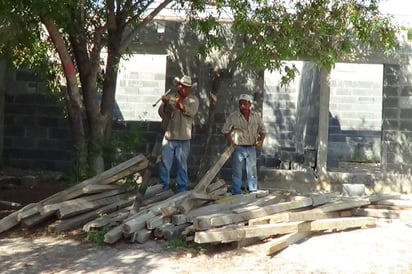 Avanza construcción del COBAC en Castaños