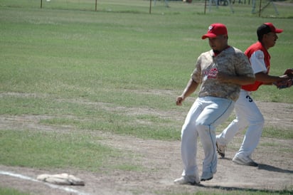 Broncos y Tomateros Igualaron