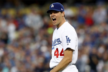 Dodgers Apalean a Cachorros