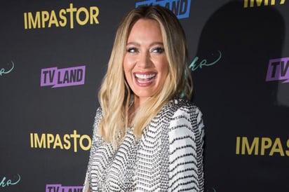 Hilary Duff se disculpa por disfraz de Halloween