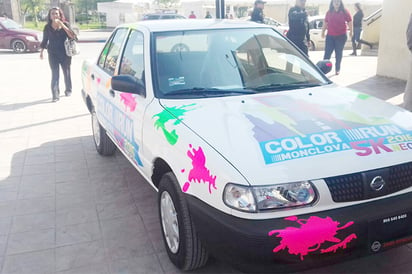 Rifarán un auto  en ‘Color Run’