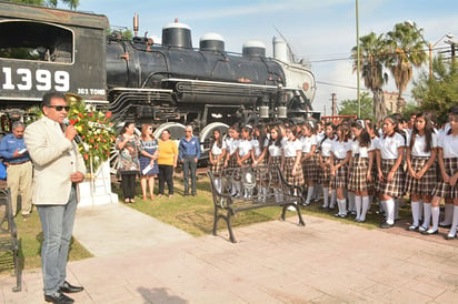 Conmemoran Día  del Ferrocarrilero