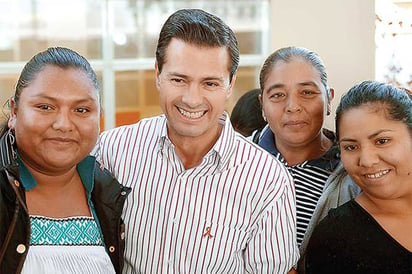 Pide Peña Nieto combatir machismo