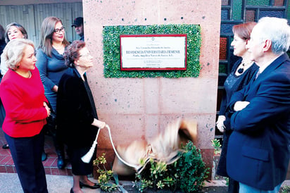 Inauguran Residencia Universitaria Femenil