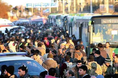 Reanudan la evacuación