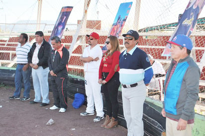 Inauguran Softbol Castañense