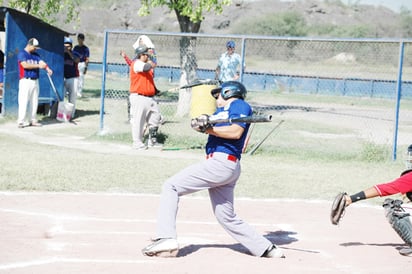 Gustavo Ibarra el Campeón Bat.