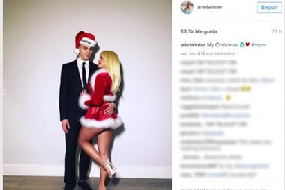 Ariel Winter se transforma en una sexy Santa Claus