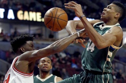 Aplastan a los Bulls de Chicago