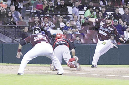 Tomateros abren de locales