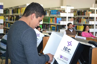 Entrega IEC material para la capacitación