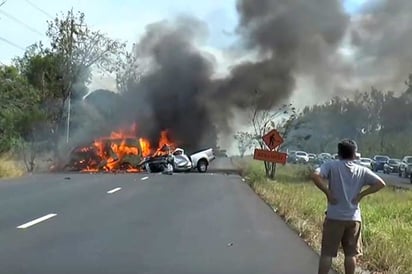 Mueren 25 personas en accidente de tránsito