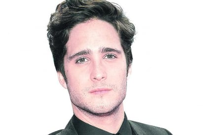 Diego Boneta vuelve a ser el tierno